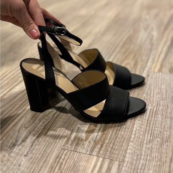 Franco Sarto Haneli block heel in black leather (9) - Picture 2 of 10